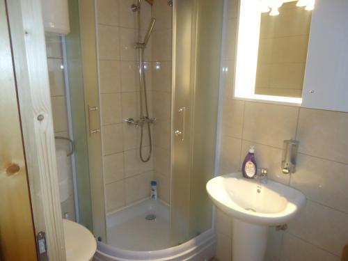 Motel Bavaria - image 9