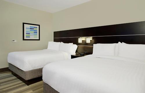 Deluxe Twin Room - Hearing Accessible