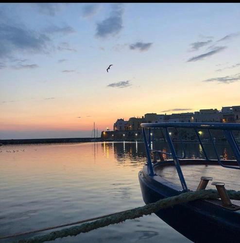 Appartamento a GALLIPOLI-climatizzato, 120mq, 10 posti letto, 50m dal mare