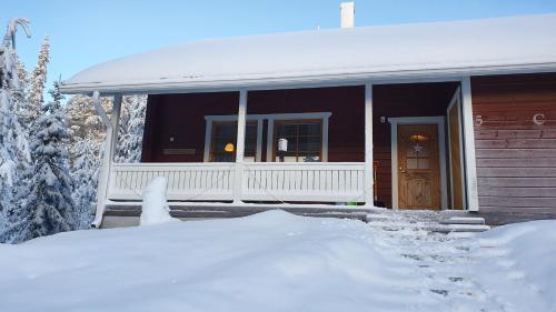 Tilhi Chalet - image 10