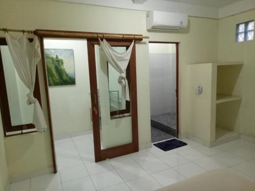 Well-appointed bathrooms