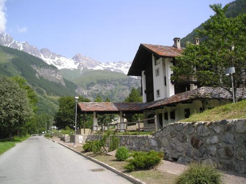 Dortoir de Ollomont in Olomonta