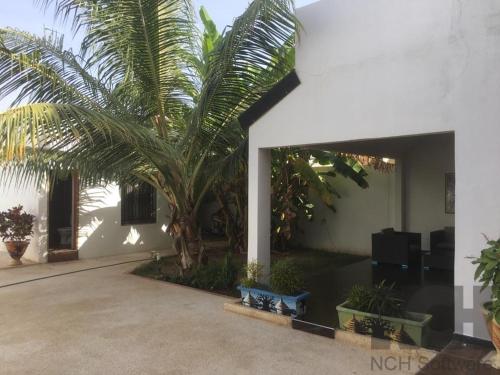 SALY - Villa Kage 6 chambres -Clim-Wifi-Eau chaude-Billard-Babyfoot-Ping pong-Canal - ELECTRICITE NO in סאלי