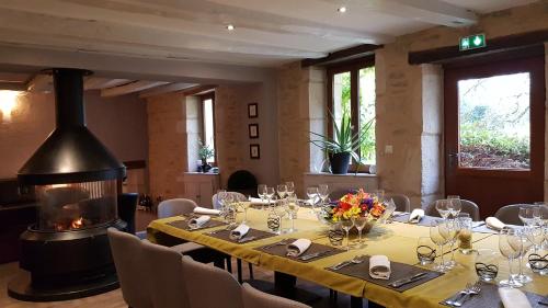 Tárgyalóterem/bálterem, Auberge Cote Riviere in Is-Sur-Tille