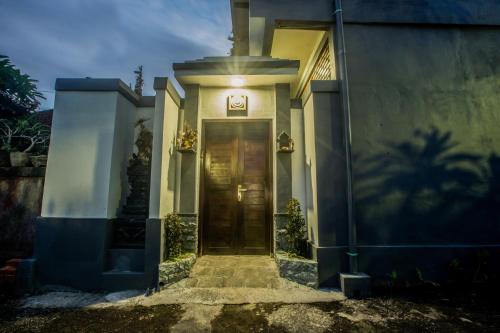 The Backyard House