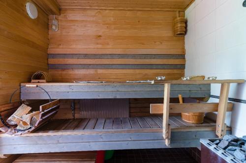 Sauna, Poppelstrand Nuuksio, Pet friendly guest apartment in Nuuksio