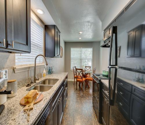 Evie's Campus-close 2 bedroom luxury - Lexington, OK