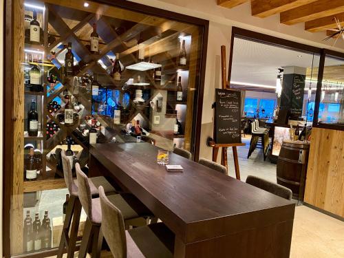 Hotel Central - image 6