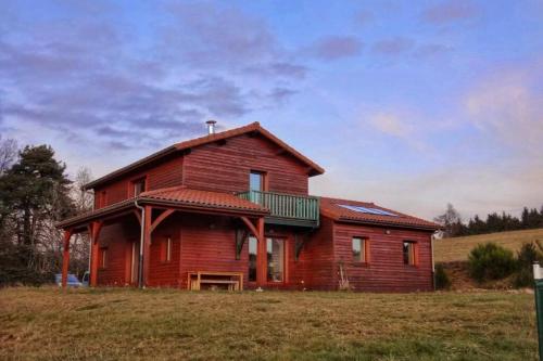 Maison de vacances familiale en Auvergne gîte à louer Auzelles