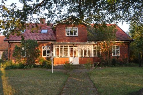 Villa Sandby B&B - Accommodation - Borrby