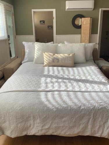 Private Guest Suite in West Los Angeles in Los Angeles, USA