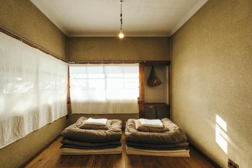 とりいくぐる和室　2人部屋　共用バスルーム