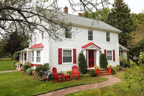 Warn House Bed and Breakfast