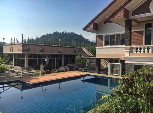 Mountain Pool Villa Suan Phueng Mountain Pool Villa Suan Phueng