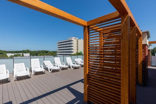 Superior Apartment image 6