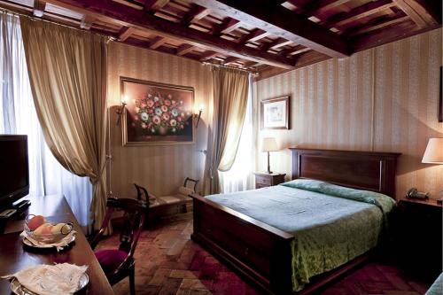 Toulouse - Rome - Castle of Glamour XVI century Luxury Apartments