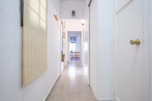 Apartamentos Tarradellas Sants Estació - image 12