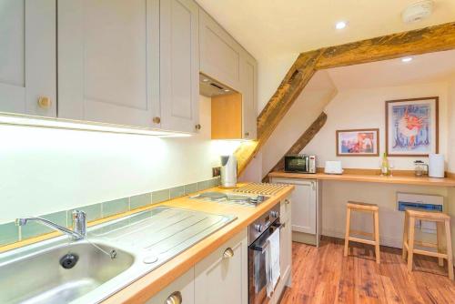 Swafield Hall - image 7
