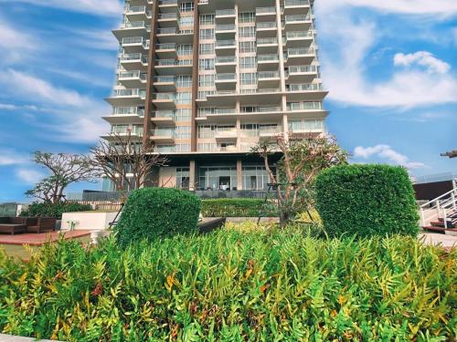 Cetus Beachfront Pattaya Apartments Cetus Beachfront Pattaya Apartments