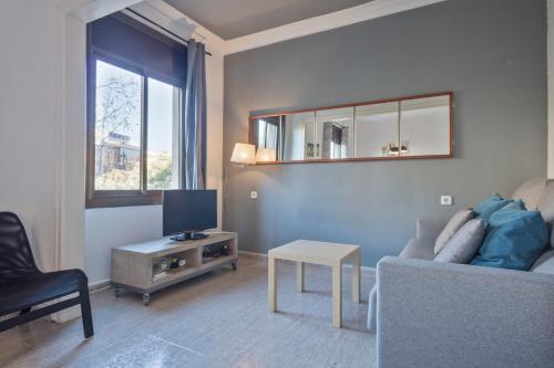 Apartamentos Tarradellas Sants Estació - image 14