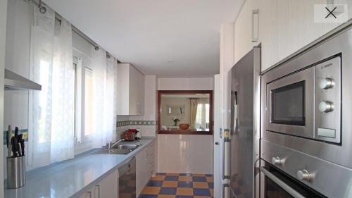 Marbella Deluxe Rooms in Royal Cabopino Townhouse 3