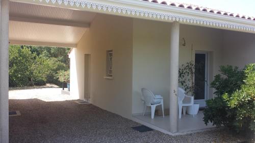 Balkons/terase, Zen et Nature in Lamothe-Landerron