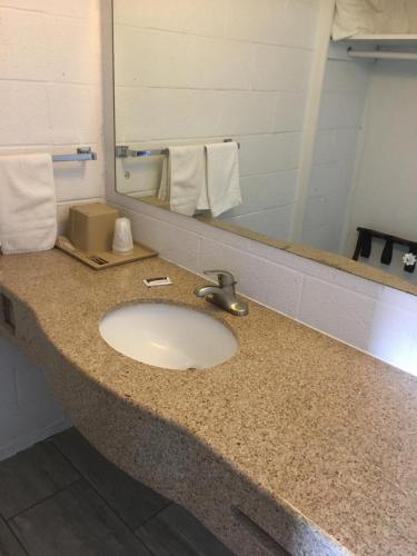 Moon Mist Motel Minneola