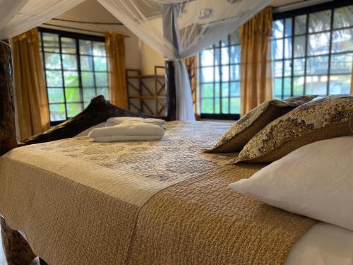 Quetzal Dorado Eco-Lodge by Mareygua