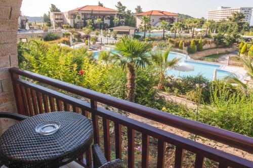 Aegean Melathron Thalasso Spa Hotel - image 2