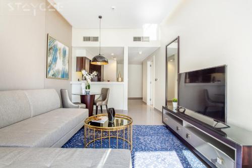 Staycae Majestine - image 7