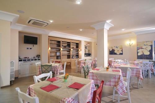 Hotel Dei Conti - image 7
