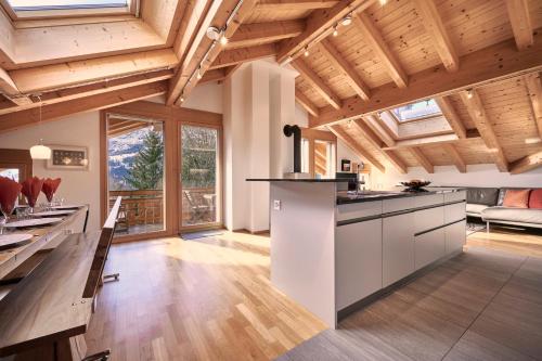  Chalet Bergfrieden Penthouse in Wengen