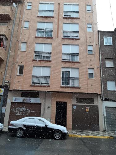 Calle Quevedo, 27 Apartamento. Feria