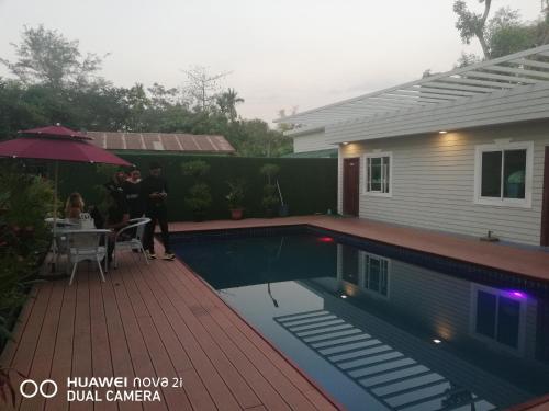 Exterior view, Supreme Hotel in North Dagon