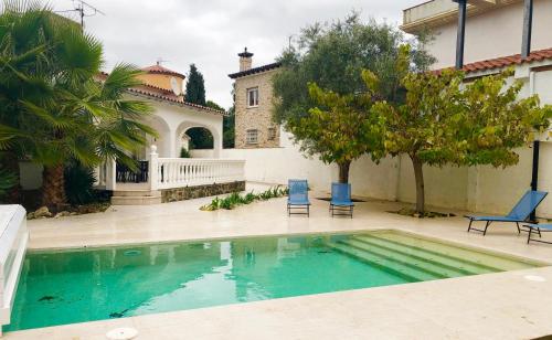 Three-Bedroom Villa