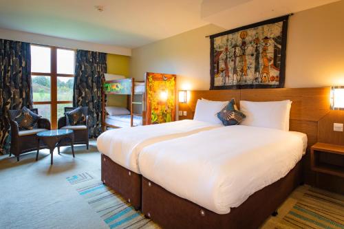 Chessington Hotel - image 11
