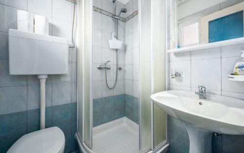 ALEKS house with apartments - image 5