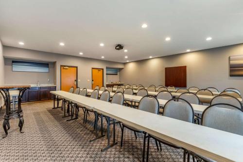 コンフォート スイーツ サウスゲート