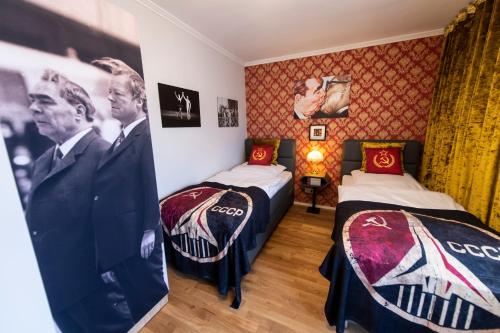 Rheinland Hotel - image 8
