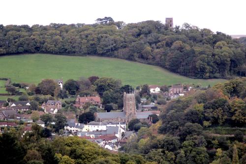 Létesítmények, Exmoor House in Dunster