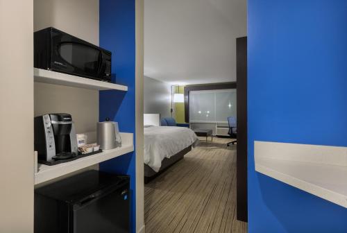 Holiday Inn Express - Lake Park, an IHG Hotel