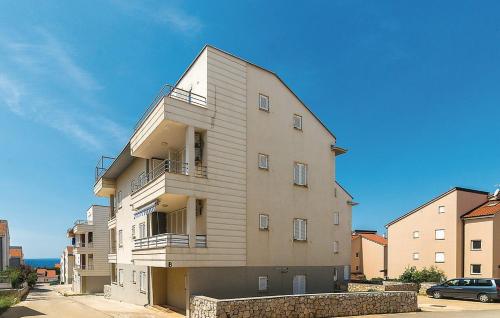 Beautiful apartments Novalja Stjepan I and Stjepan II with balcony 2