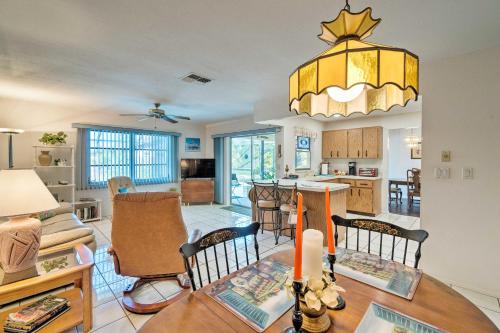 Port Charlotte Home with Screened Pool and Patio! - image 12