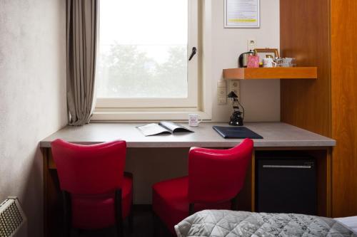 Vivaldi Hotel Room Type - Twin Room