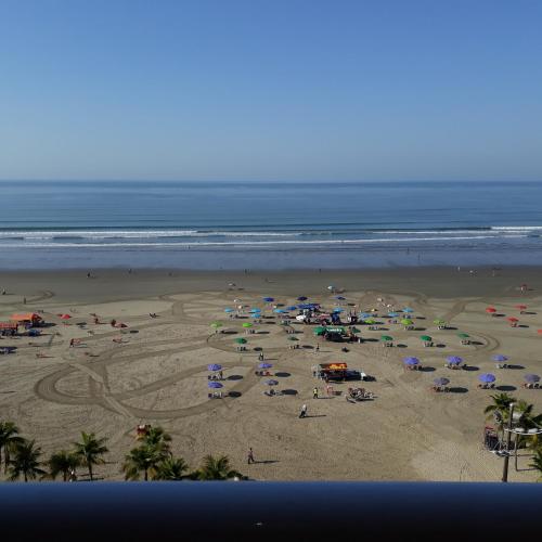 Apto Varanda Gourmet frente ao mar com Wi-Fi