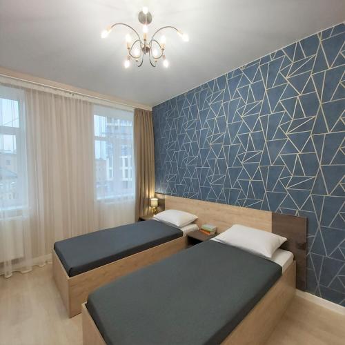 Apartment room in 3 bedroom 2 bathroom Apartment near Forum Lviv
