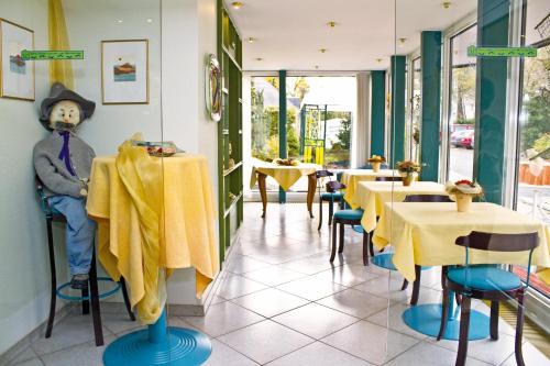 Best Breakfast - Hotel Justina 4