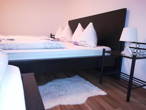 Isas Apartment - image 9
