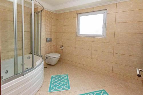 Paradise Town Villa Marina - image 3