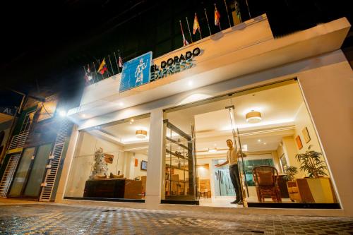 Bejárat, El Dorado Express Hotel in Iquitos
